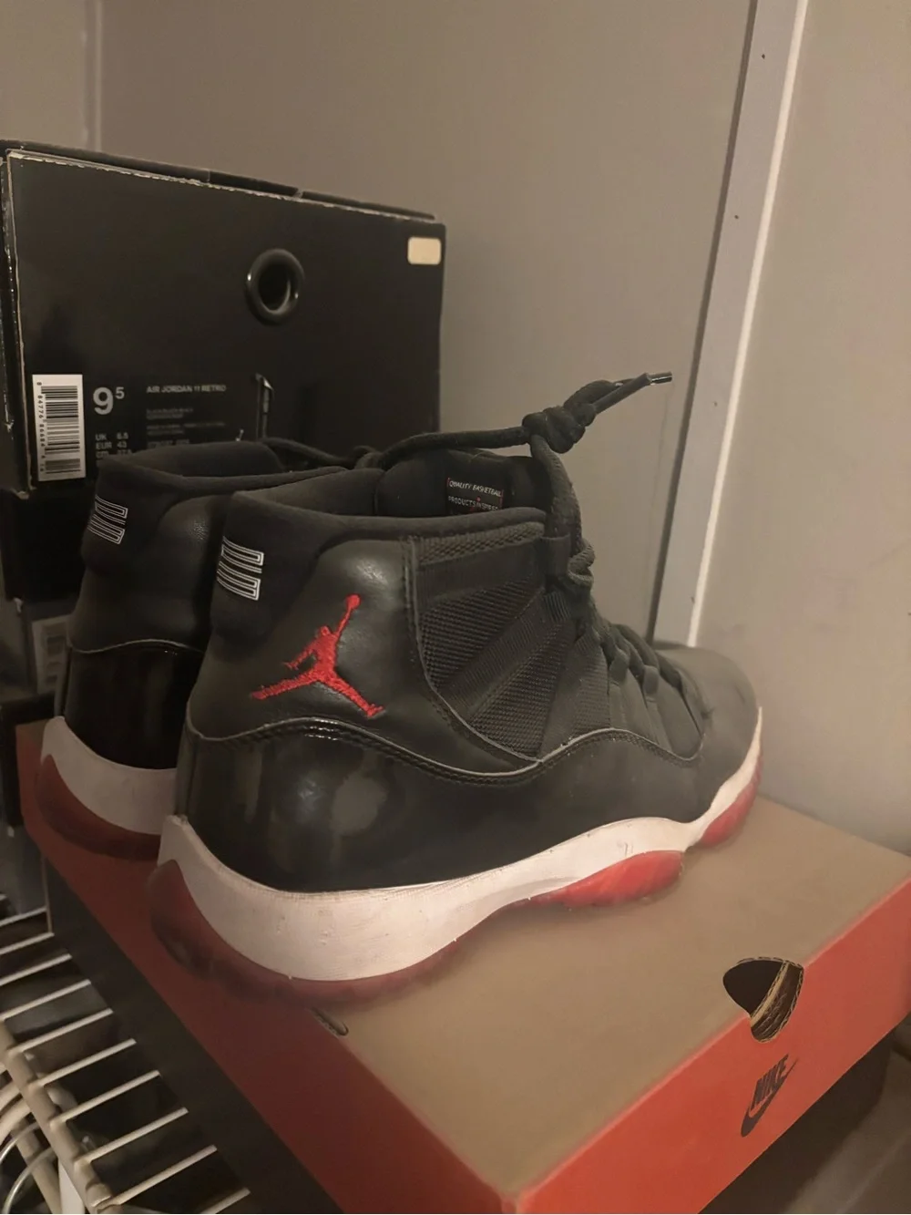 Jordan Men's High-Top Sneakers in Black and Red